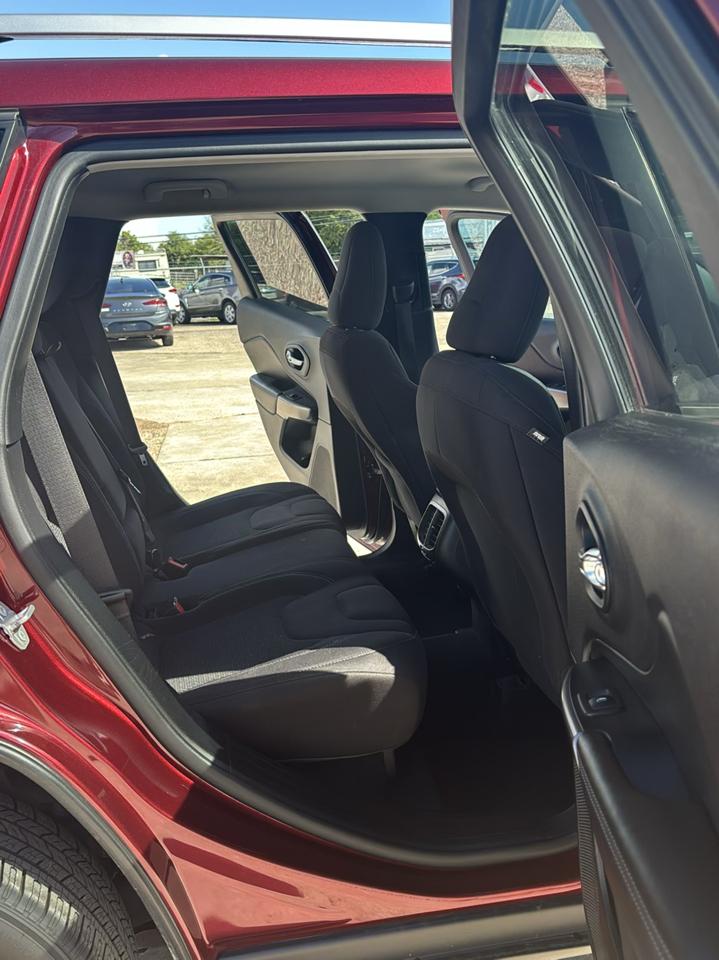 Jeep Cherokee Latitude FWD 2020