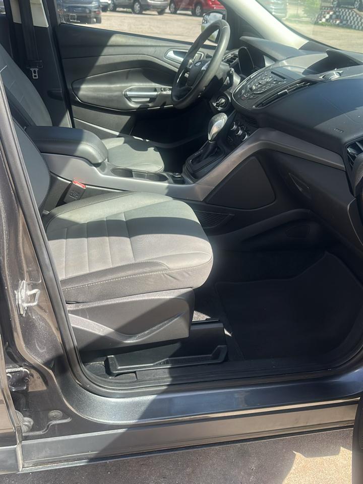 Ford Escape SE FWD 2015