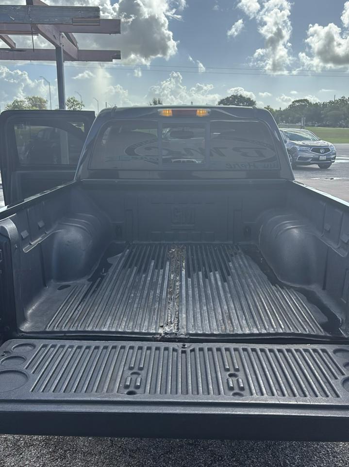 Chevrolet Colorado 2LT Crew Cab 2WD 2011