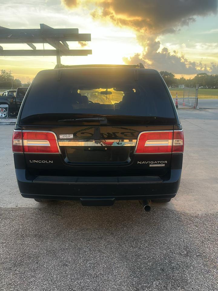 Lincoln Navigator 2WD 2008
