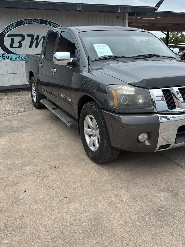 Nissan Titan S Crew Cab 2WD 2011