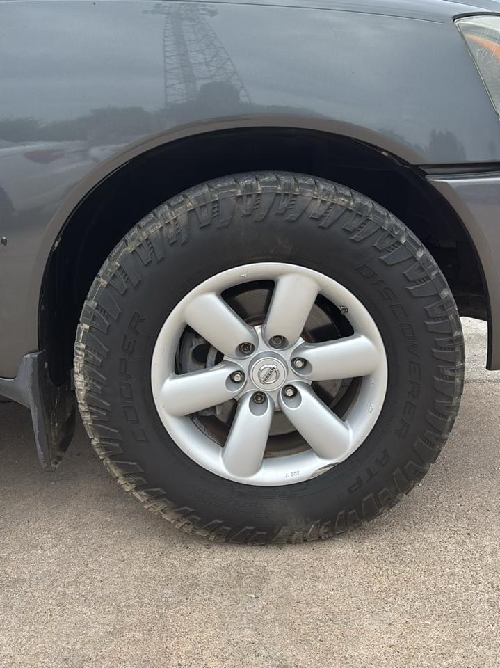 Nissan Titan S Crew Cab 2WD 2011