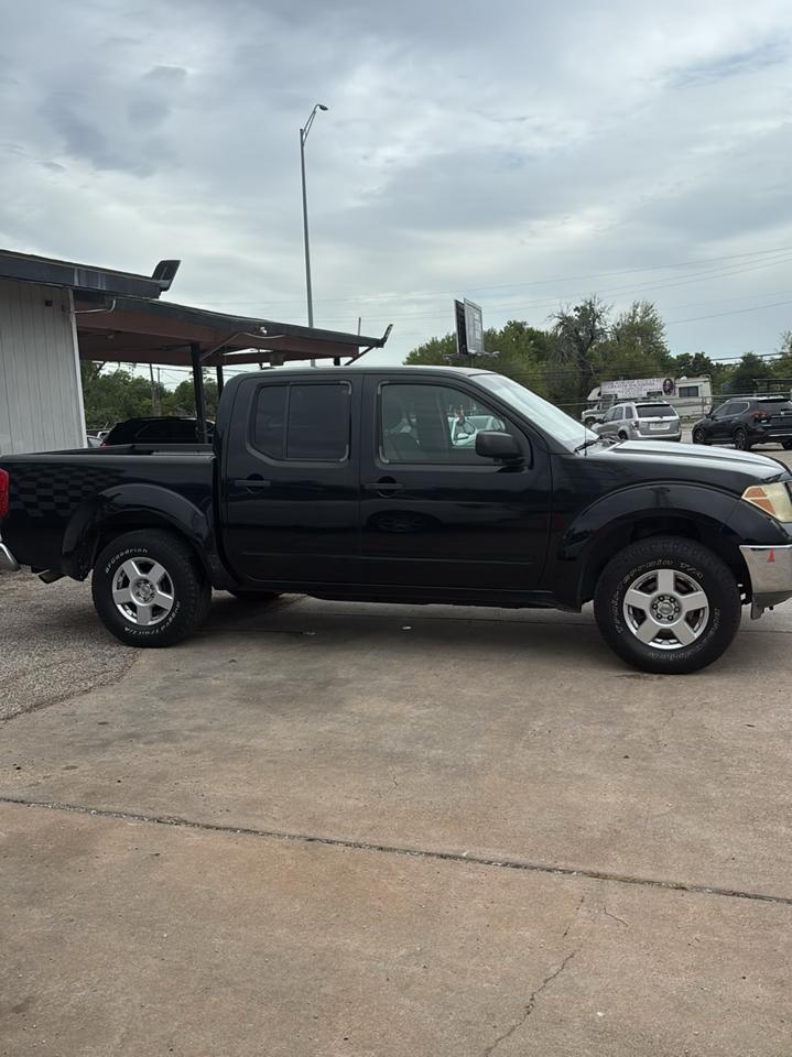Nissan Frontier LE Crew Cab 2WD 2006