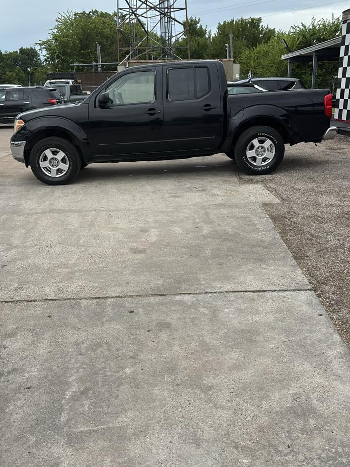 Nissan Frontier LE Crew Cab 2WD 2006