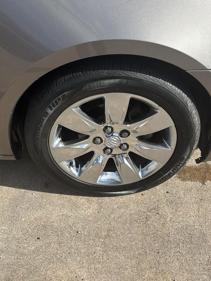 Buick LaCrosse Leather Package 2012