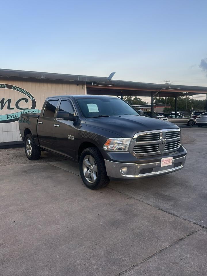 RAM 1500 SLT Crew Cab SWB 4WD 2014