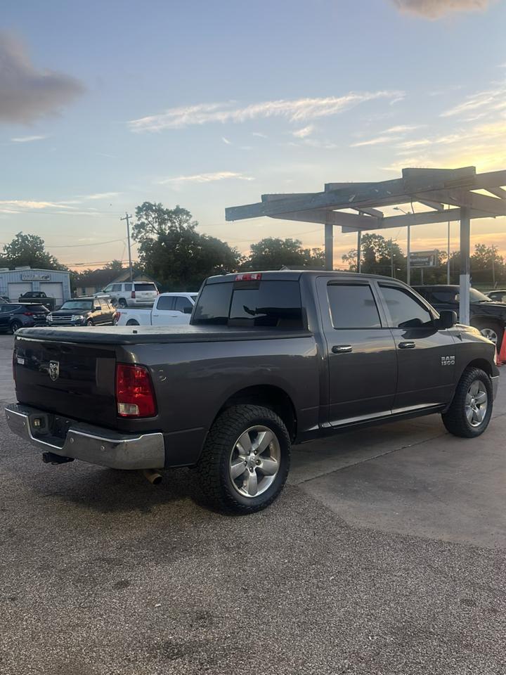 RAM 1500 SLT Crew Cab SWB 4WD 2014