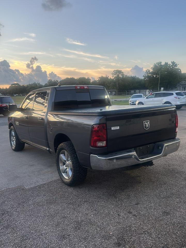 RAM 1500 SLT Crew Cab SWB 4WD 2014