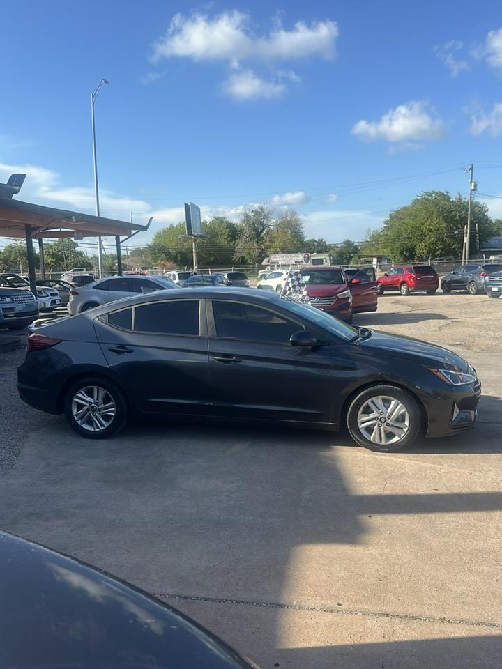 Hyundai Elantra Limited 2020