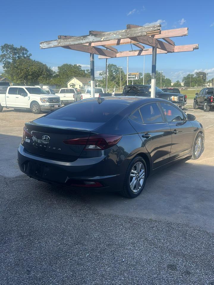 Hyundai Elantra Limited 2020