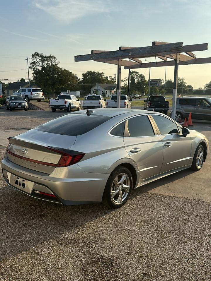 Hyundai Sonata SE 2021