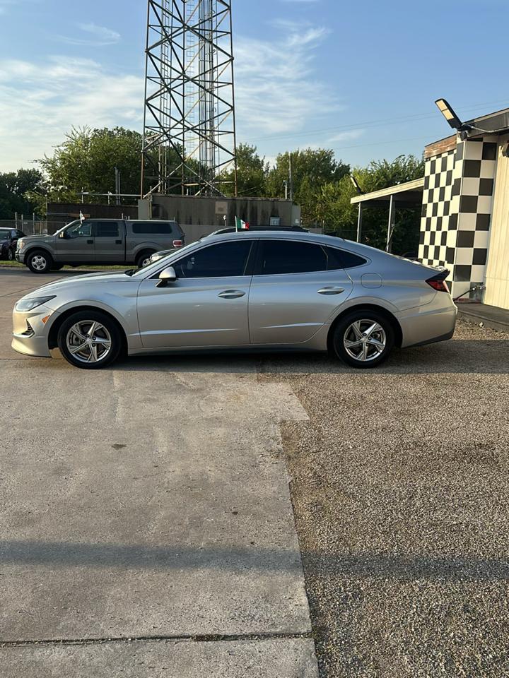 Hyundai Sonata SE 2021