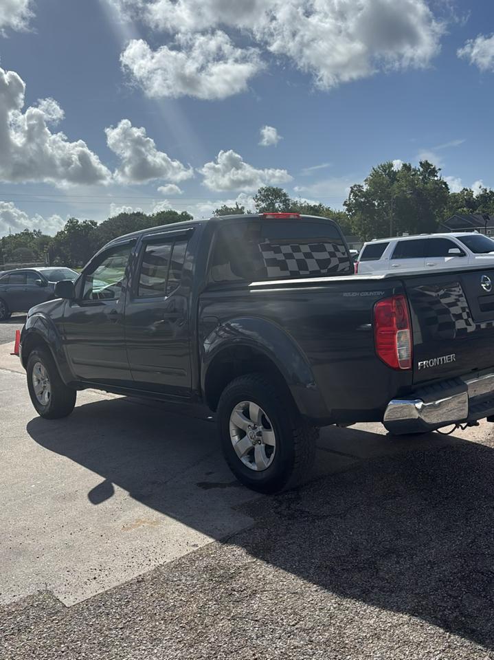 Nissan Frontier S Crew Cab 2WD 2011