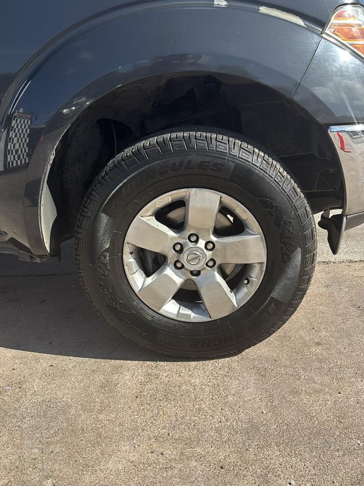Nissan Frontier S Crew Cab 2WD 2011