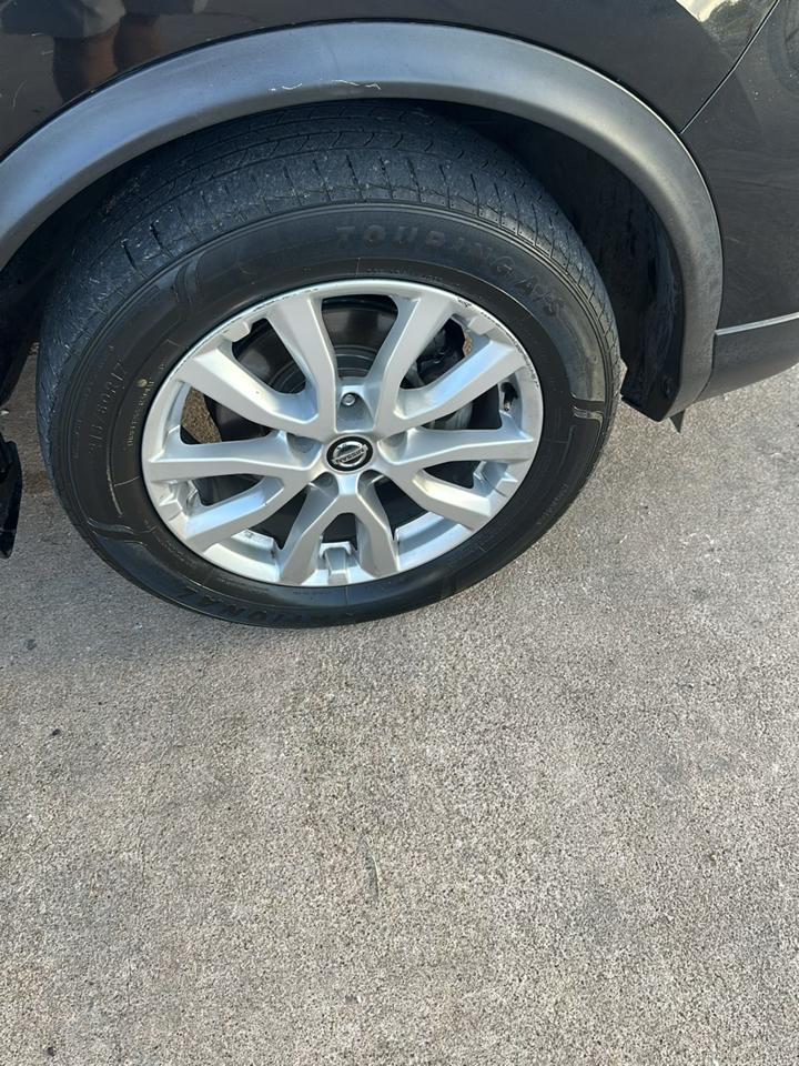 Nissan Rogue Sport S 2020