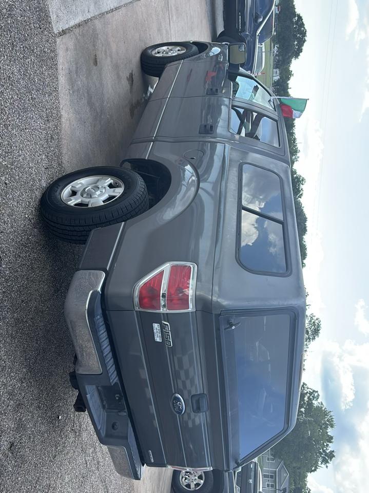 Ford F-150 XL SuperCrew 5.5-ft. Bed 2WD 2011