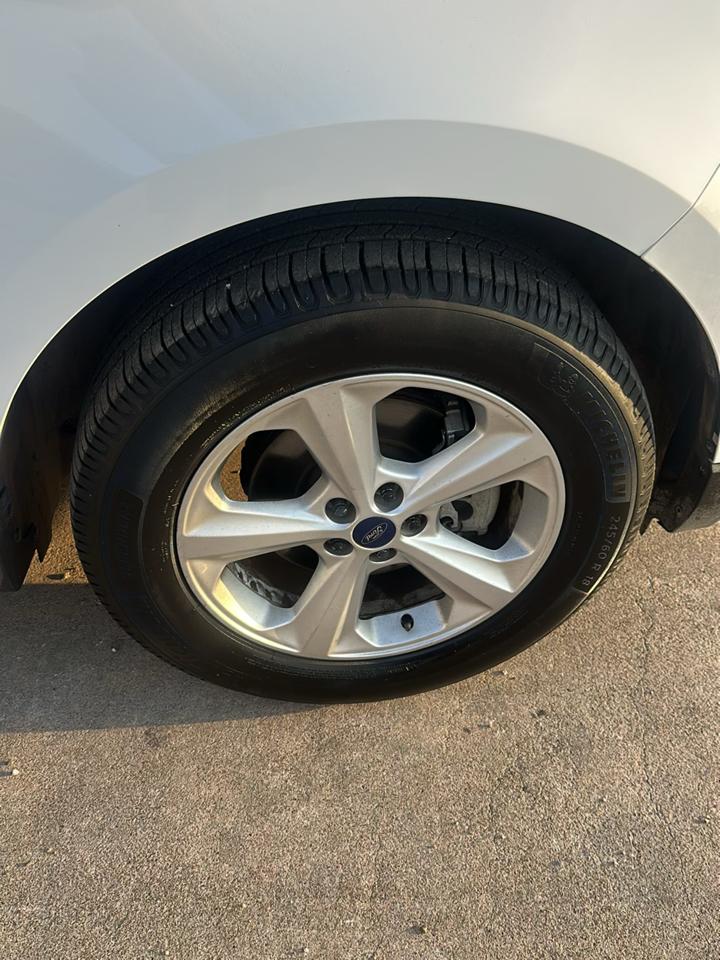 Ford Edge SE FWD 2017