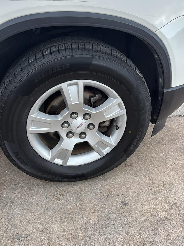 GMC Acadia SLE-2 FWD 2011