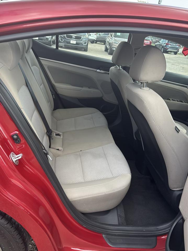 Hyundai Elantra Limited 2019