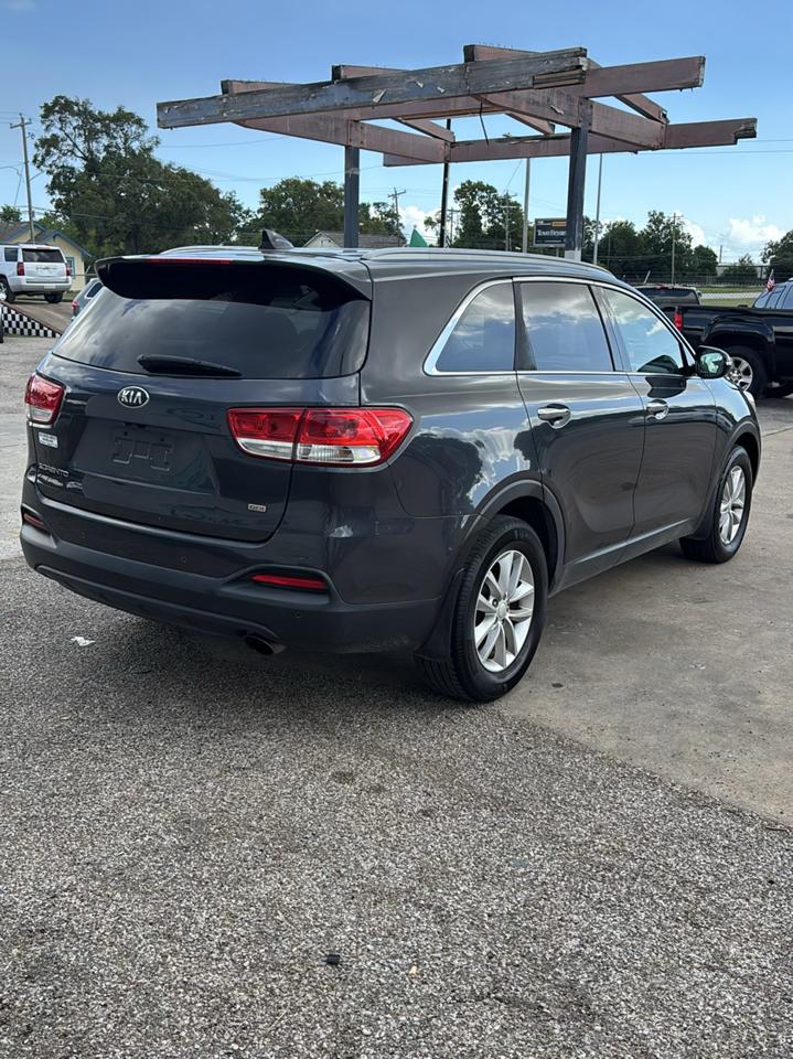 Kia Sorento LX 2WD 2017