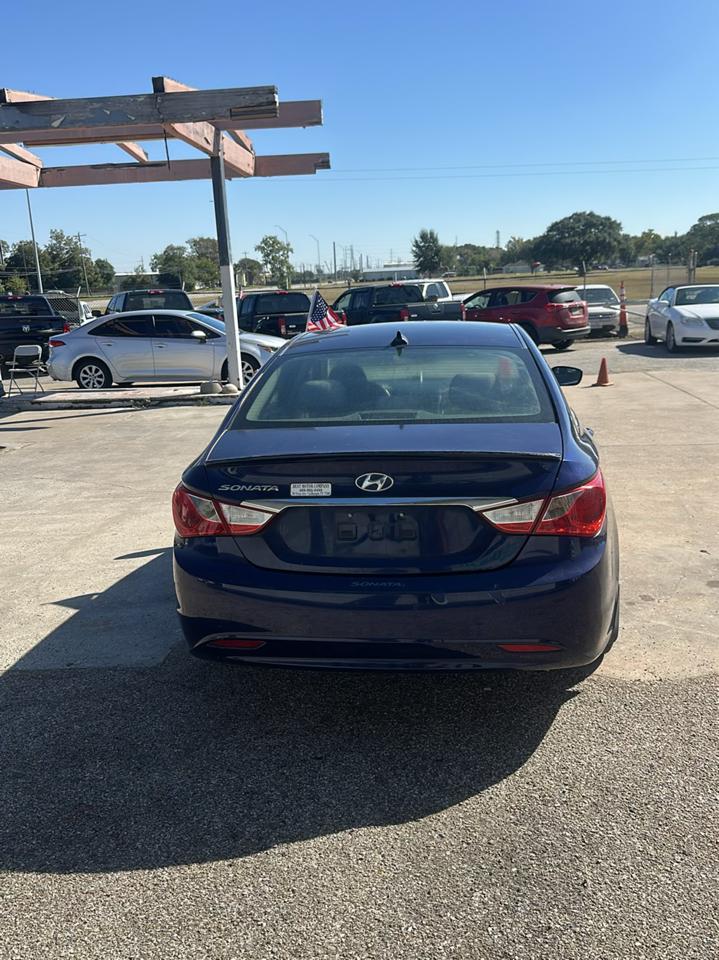 Hyundai Sonata GLS 2013