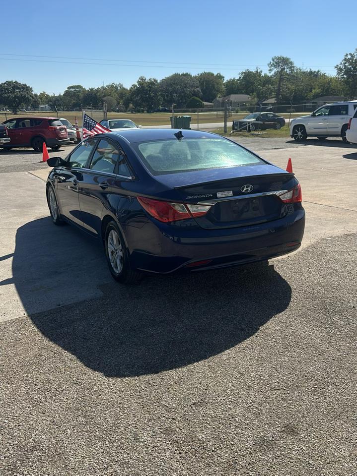 Hyundai Sonata GLS 2013