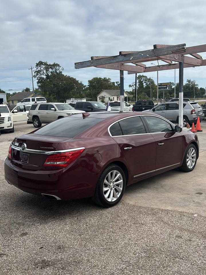 Buick LaCrosse Base 2016