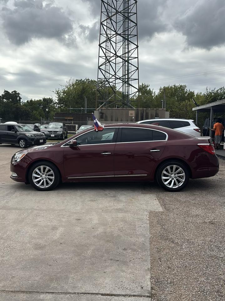 Buick LaCrosse Base 2016