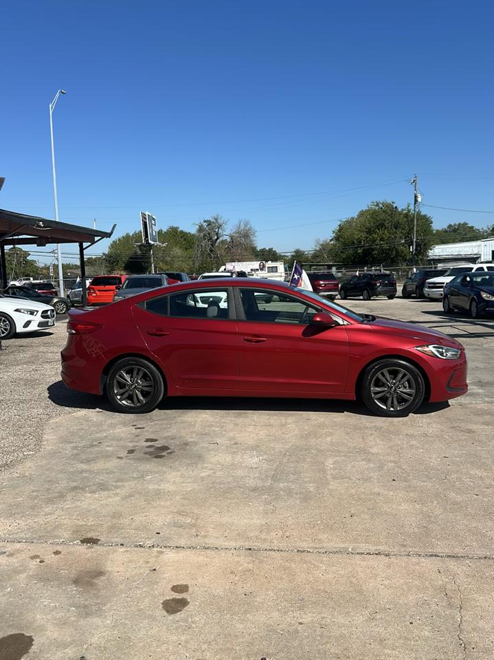 Hyundai Elantra Limited 2018