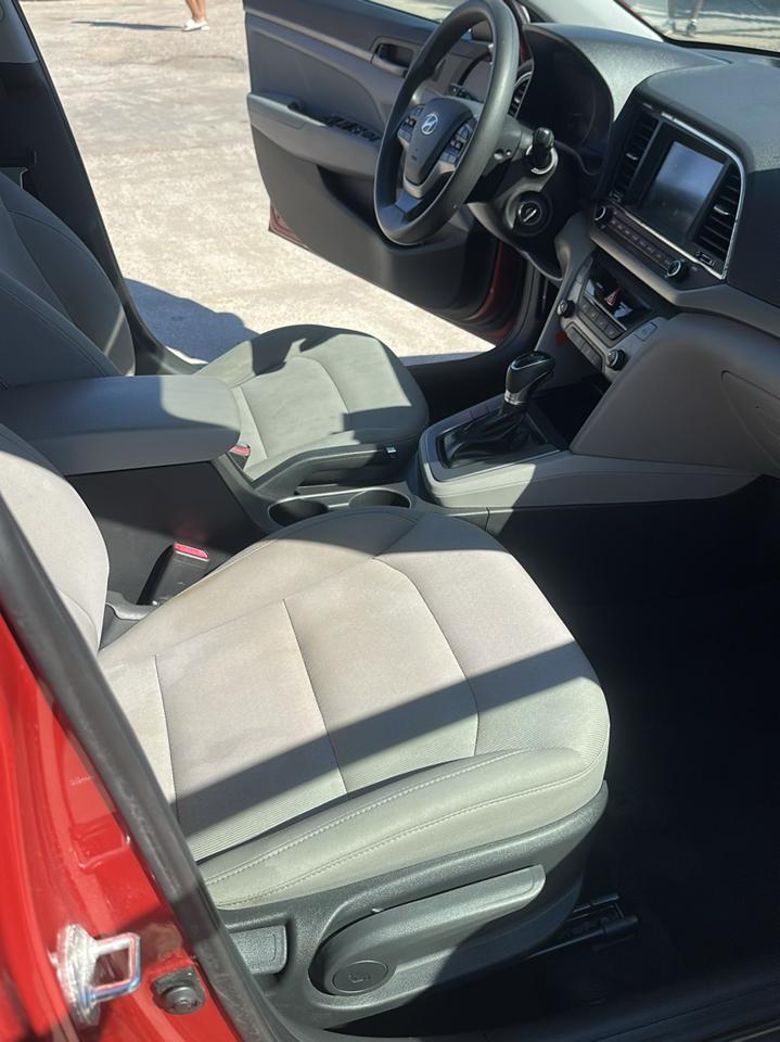 Hyundai Elantra Limited 2018