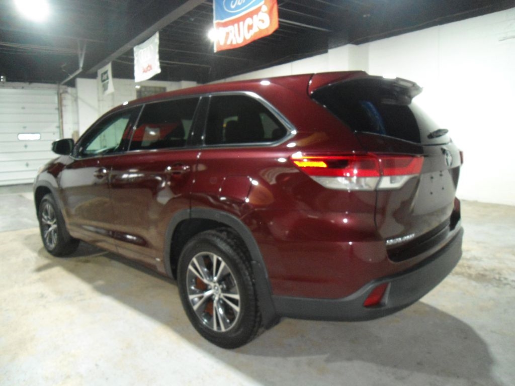 Toyota Highlander LE Plus AWD V6 2018