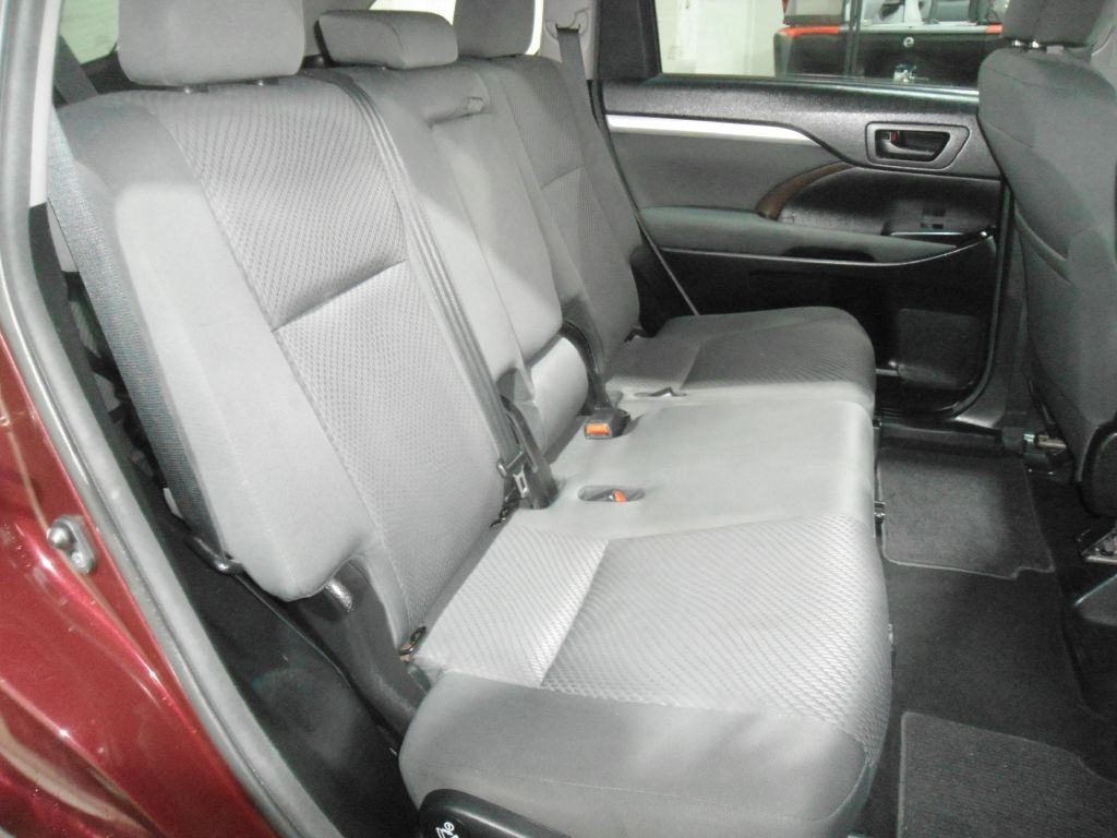 Toyota Highlander LE Plus AWD V6 2018