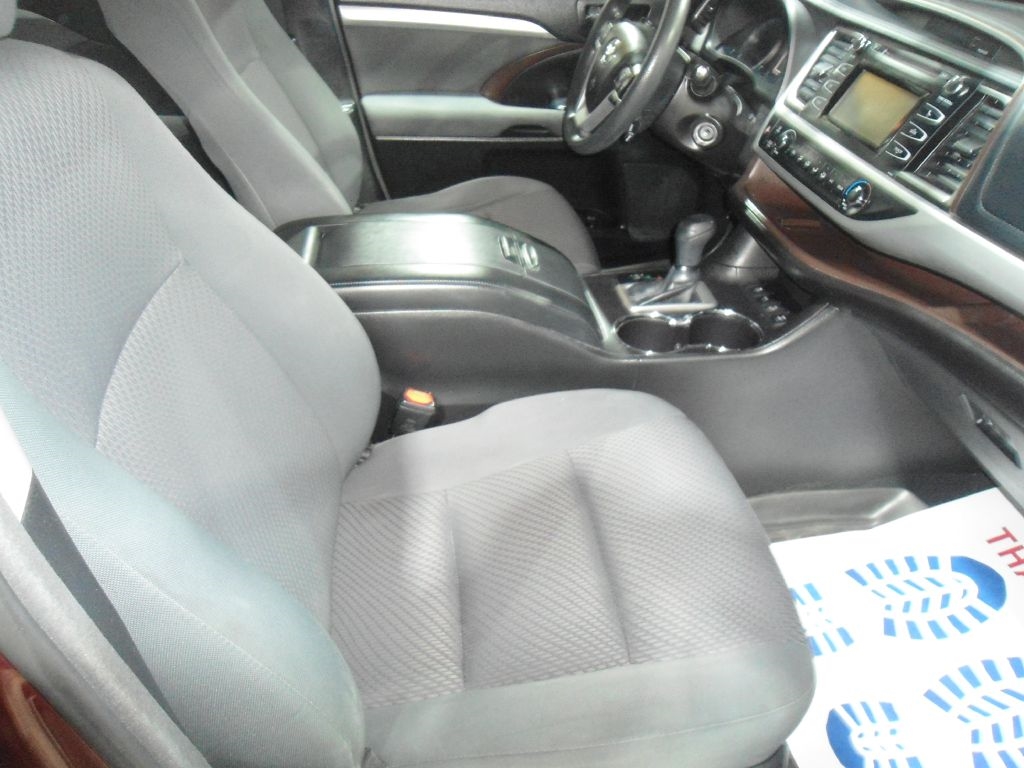 Toyota Highlander LE Plus AWD V6 2018