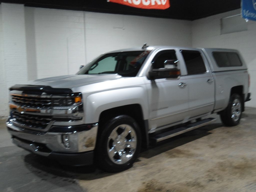 Chevrolet Silverado 1500 LTZ Crew Cab 4WD 2018
