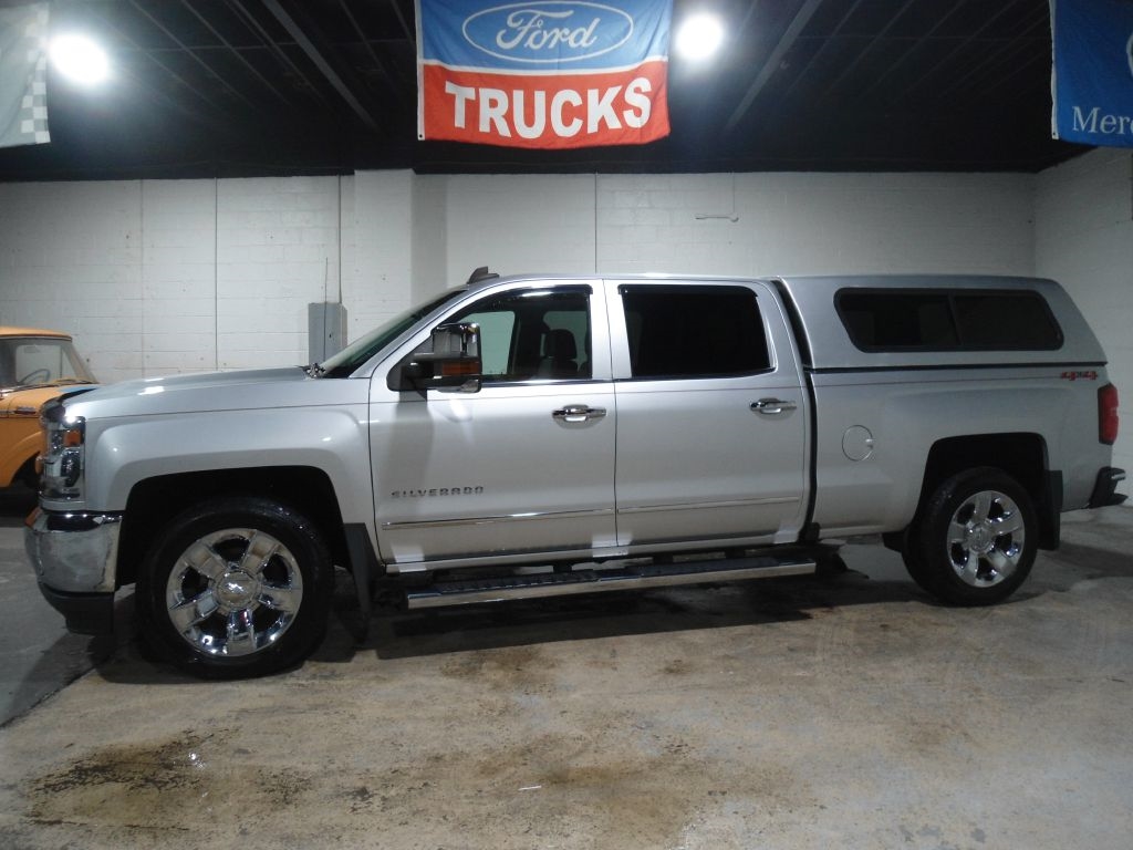 Chevrolet Silverado 1500 LTZ Crew Cab 4WD 2018