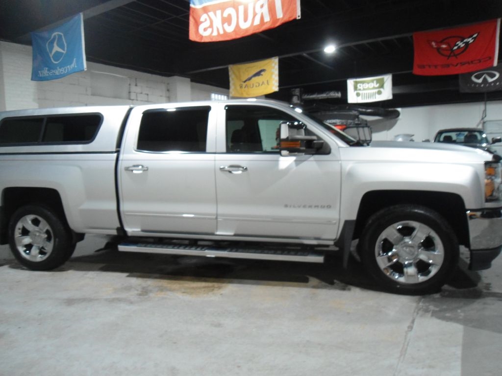 Chevrolet Silverado 1500 LTZ Crew Cab 4WD 2018