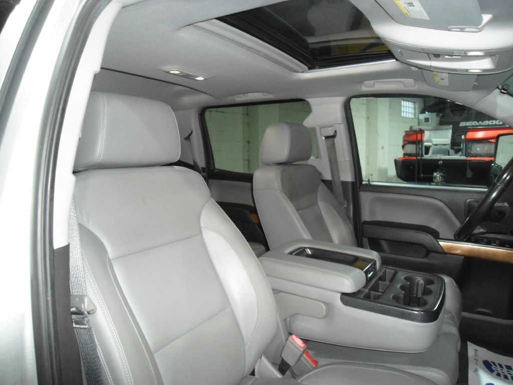 Chevrolet Silverado 1500 LTZ Crew Cab 4WD 2018