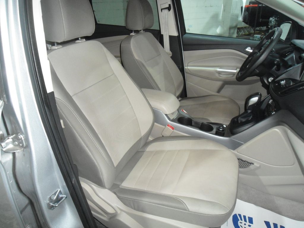 Ford Escape 4WD 4dr SE 2015