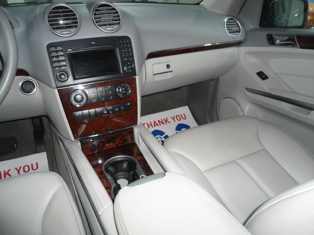 Mercedes-Benz GL-Class 4MATIC 4dr GL 450 2011