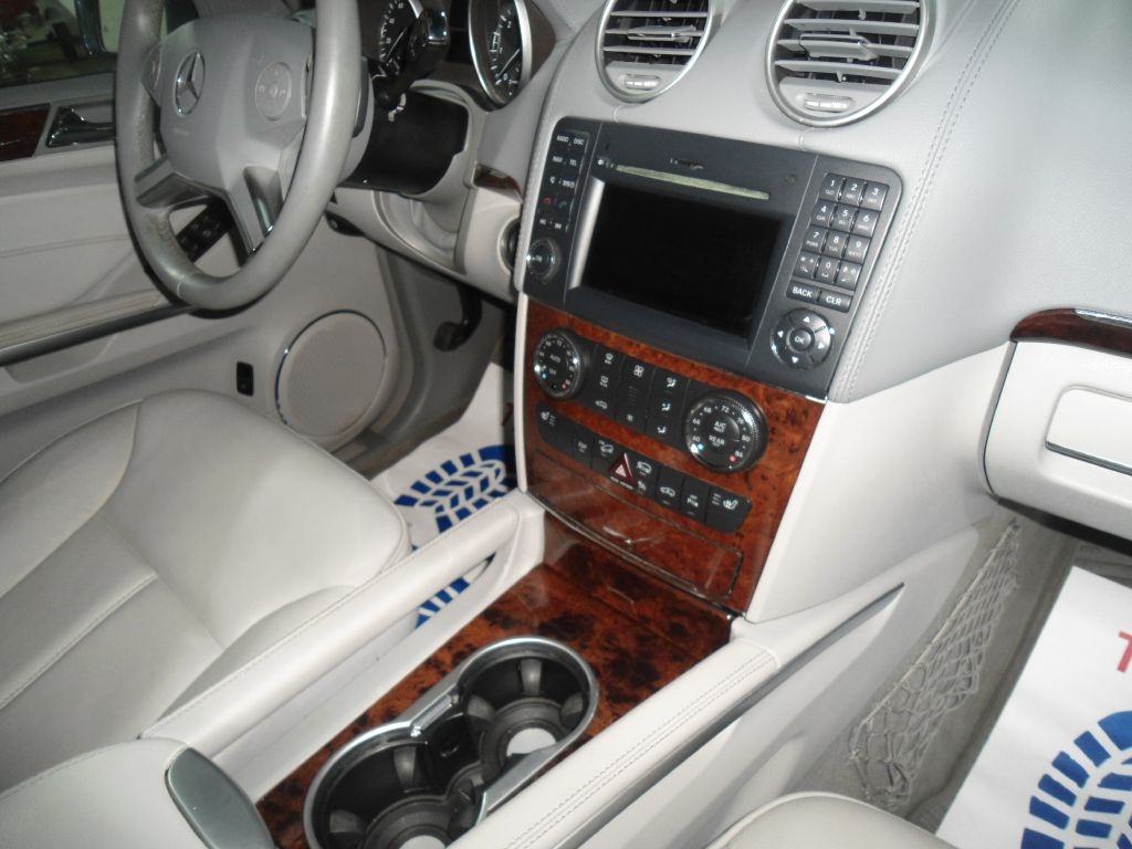 Mercedes-Benz GL-Class 4MATIC 4dr GL 450 2011