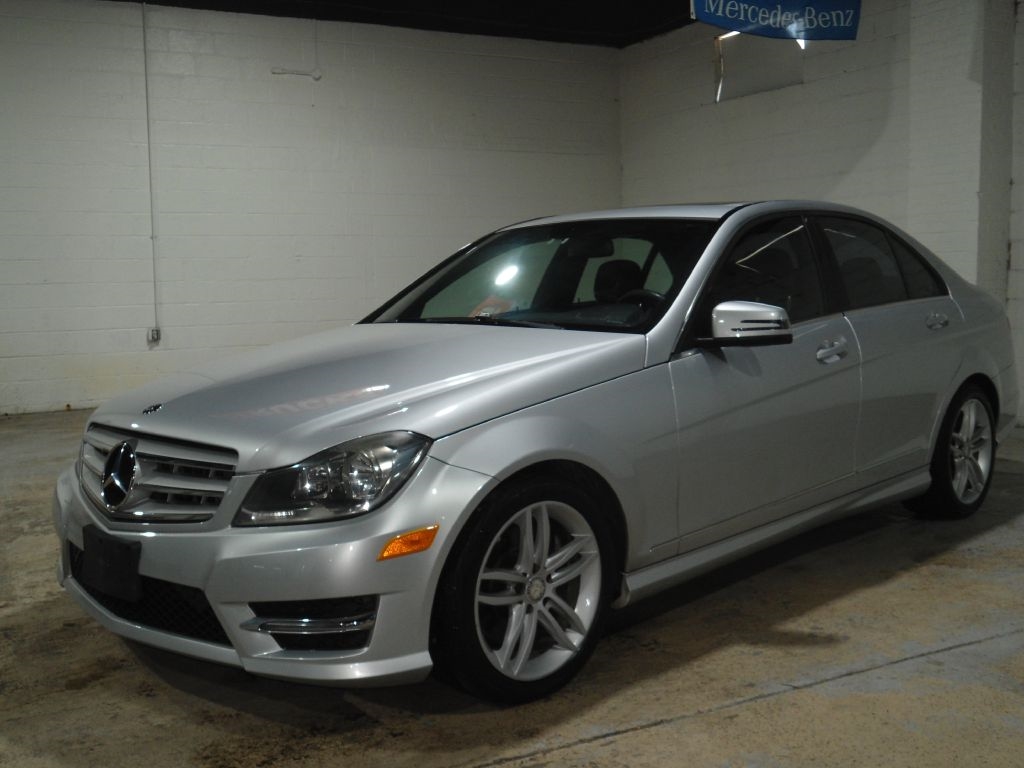2013 Mercedes-Benz C-Class 4dr Sdn C 300 Sport 4MATIC