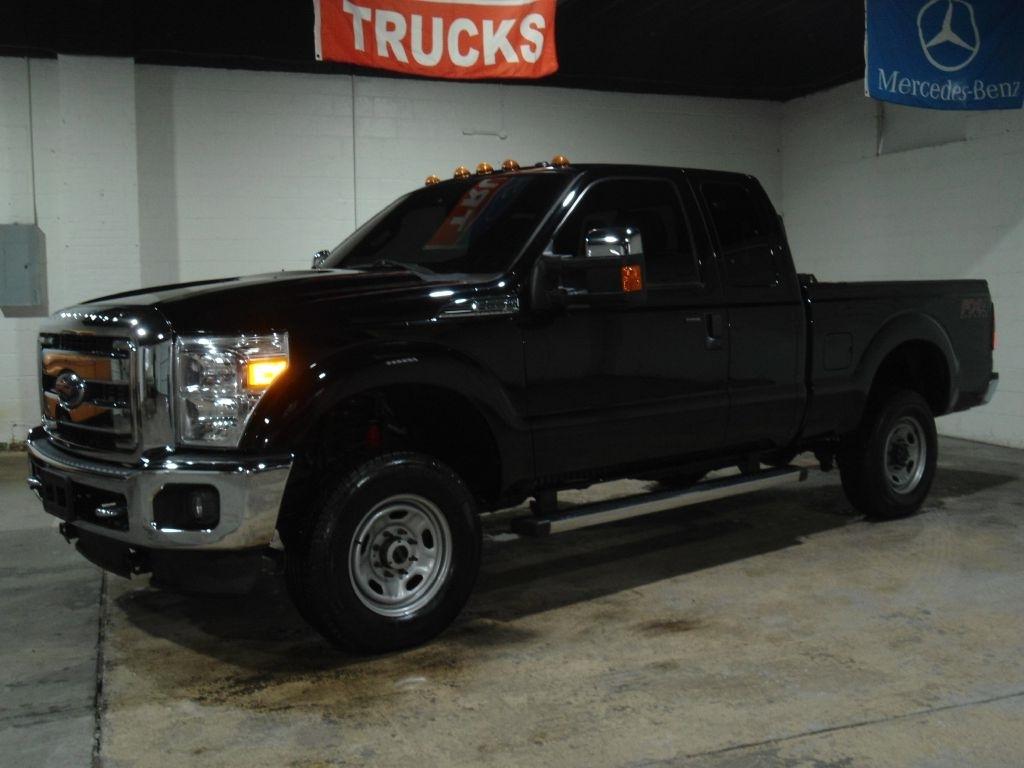 Ford Super Duty F-250 SRW 4WD SuperCab 142" Lariat 2016
