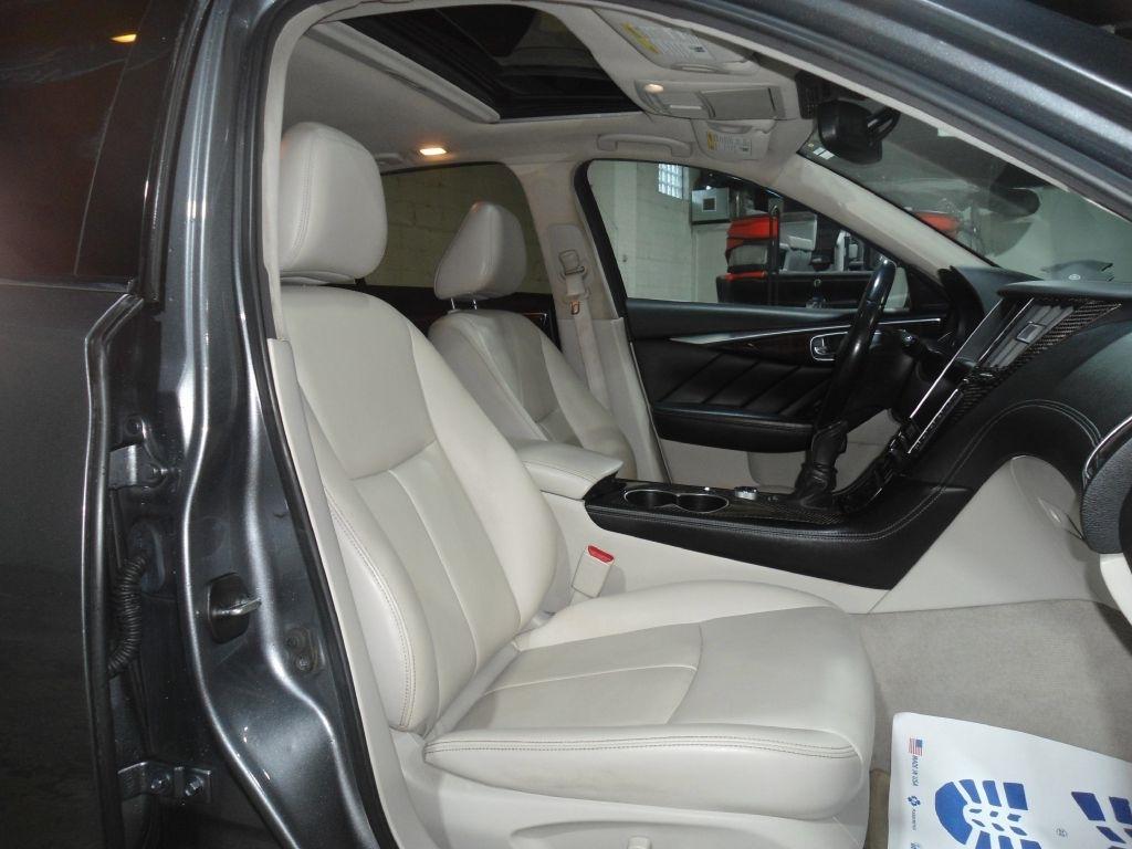 Infiniti Q50 3.0t LUXE AWD 2019