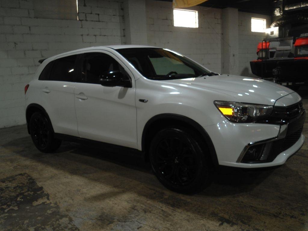 Mitsubishi Outlander Sport ES 2.0 AWC CVT 2018