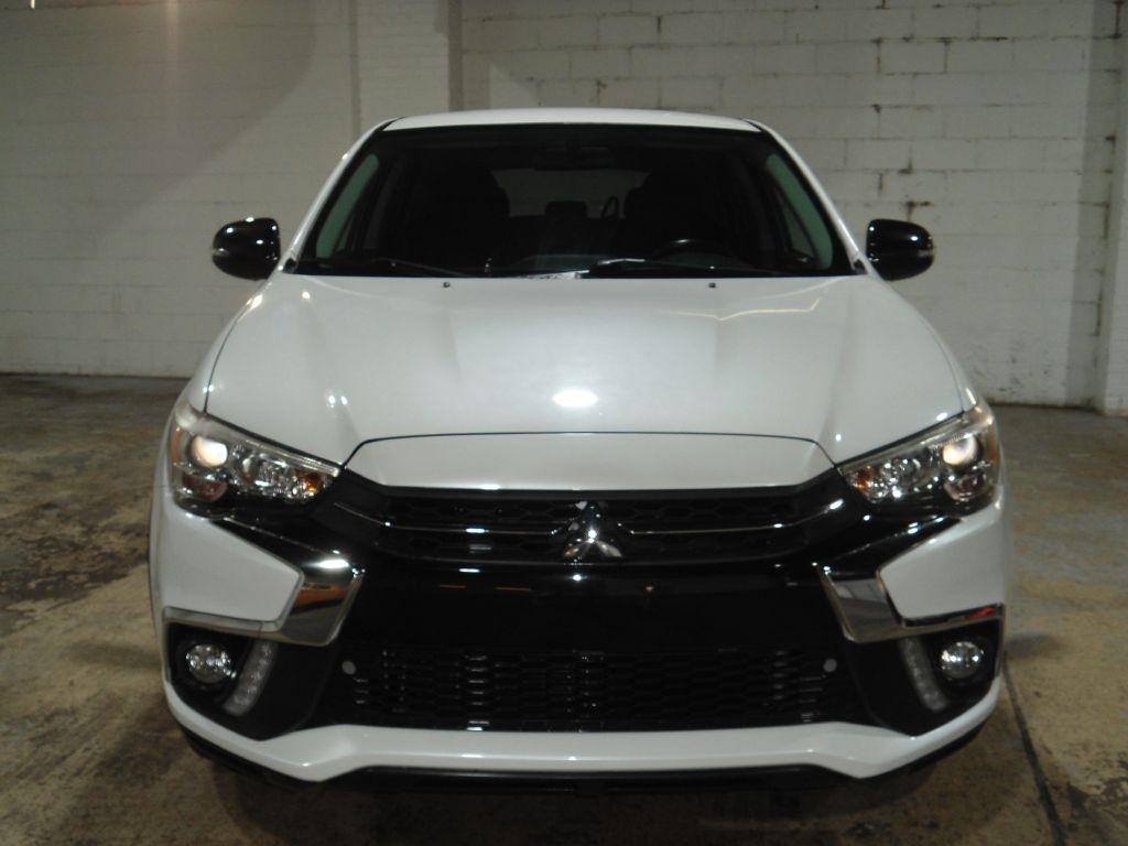 Mitsubishi Outlander Sport ES 2.0 AWC CVT 2018