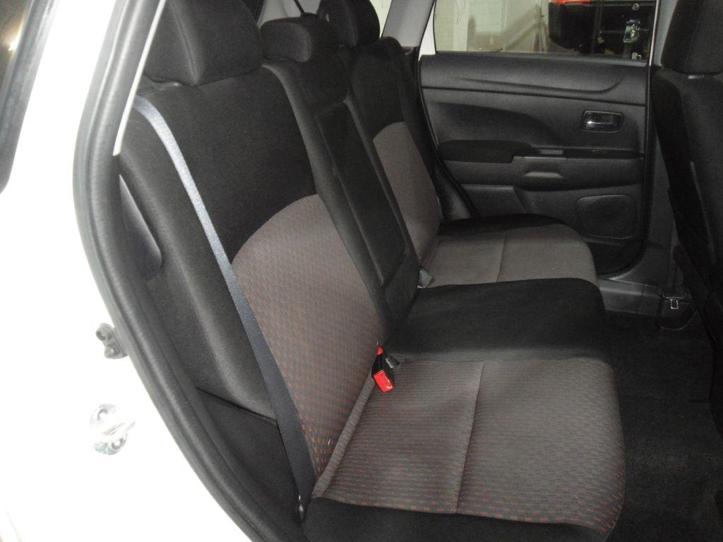 Mitsubishi Outlander Sport ES 2.0 AWC CVT 2018