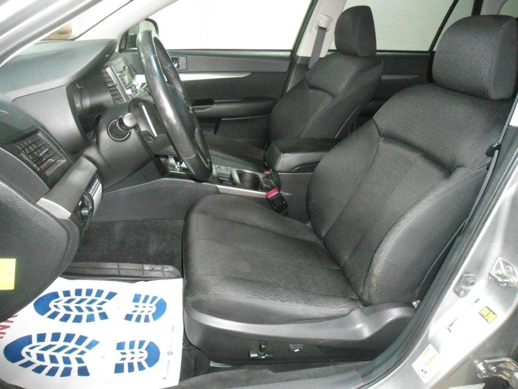 Subaru Outback 4dr Wgn H4 Auto 2.5i Prem AWP 2011