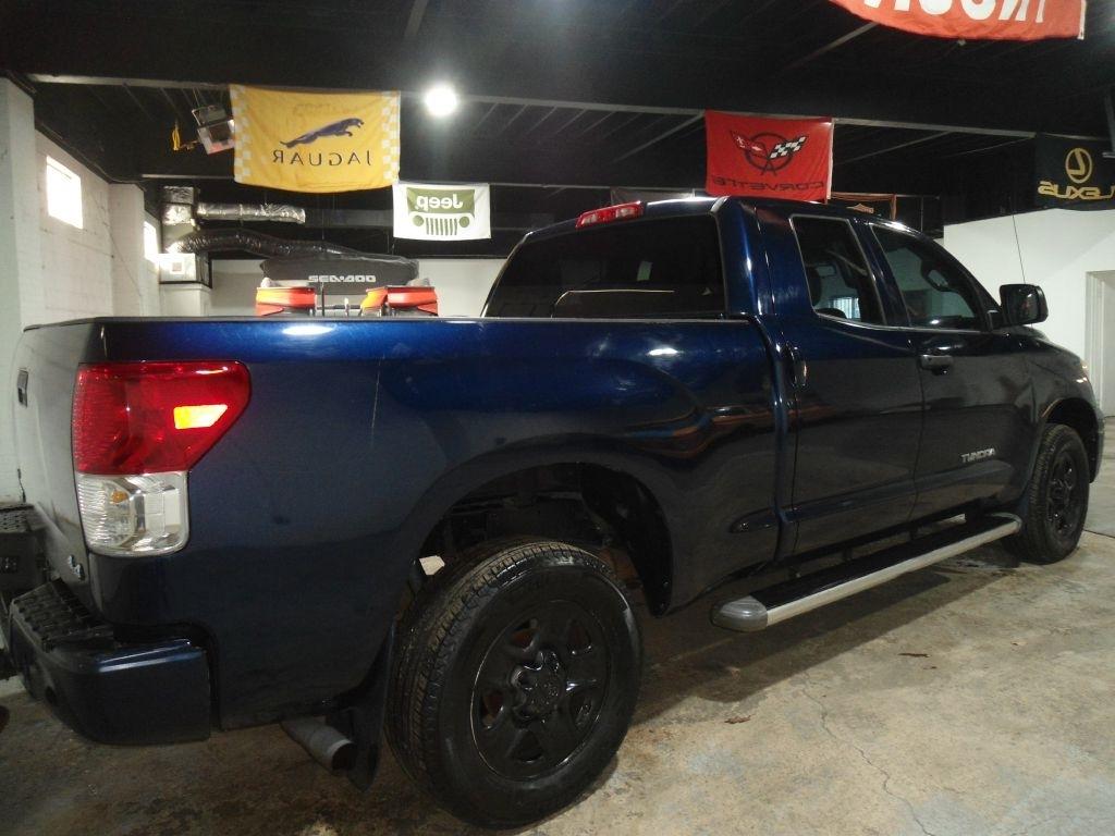 Toyota Tundra 4WD Truck Double Cab 4.6L V8 6-Spd AT (Natl) 2012