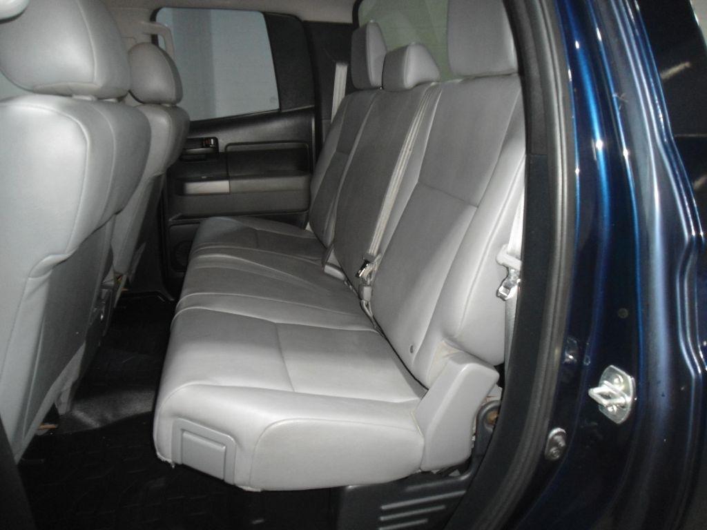 Toyota Tundra 4WD Truck Double Cab 4.6L V8 6-Spd AT (Natl) 2012