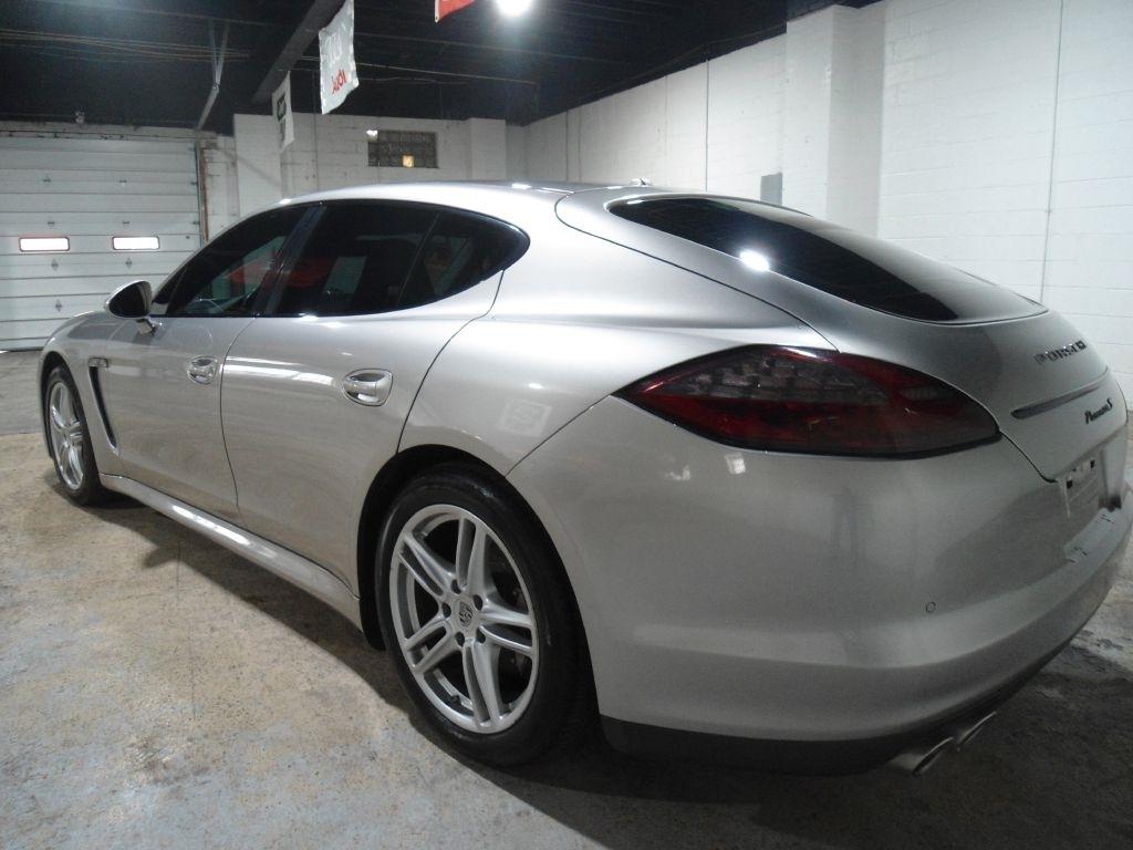 Porsche Panamera 4dr HB 4S 2011